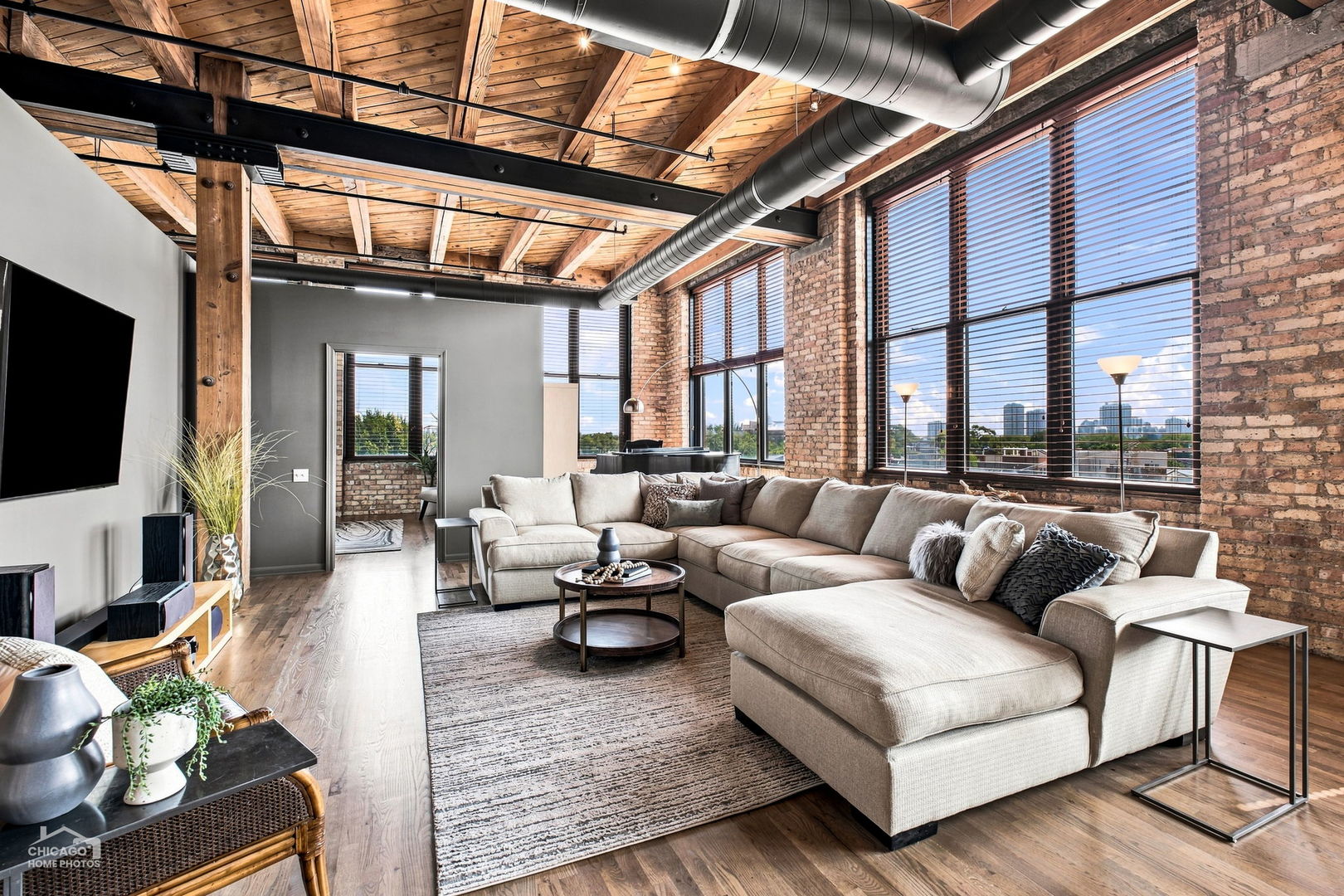 1872 N Clybourn Avenue Unit: 407