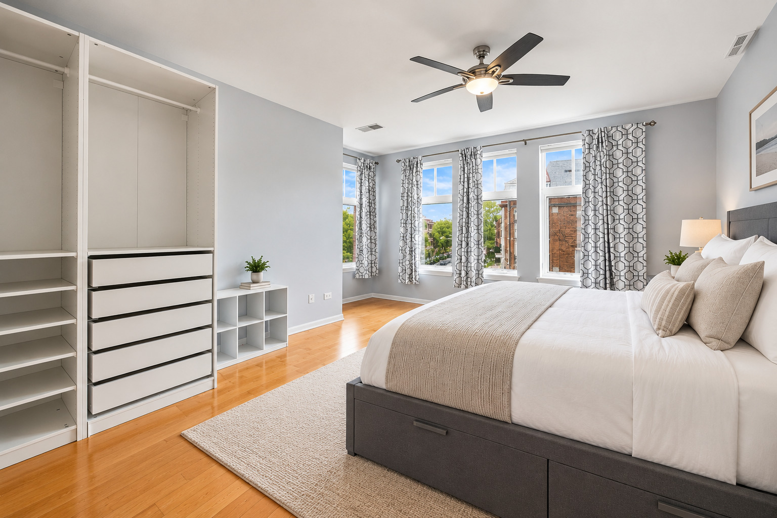7768 N Sheridan Road Unit: 1