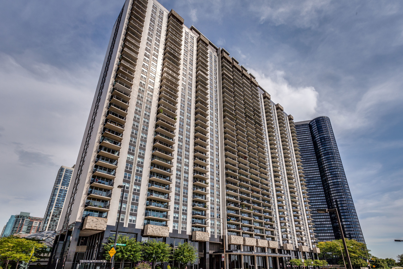 400 E Randolph Street Unit: 1812