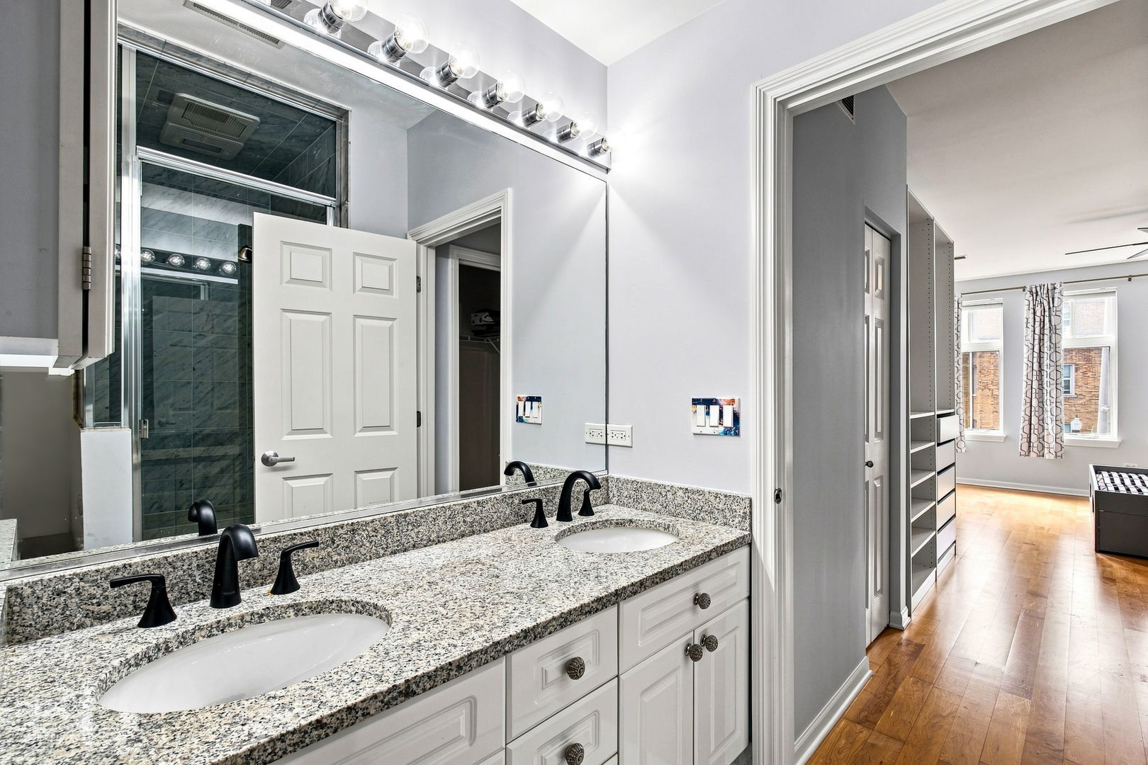 7768 N Sheridan Road Unit: 1
