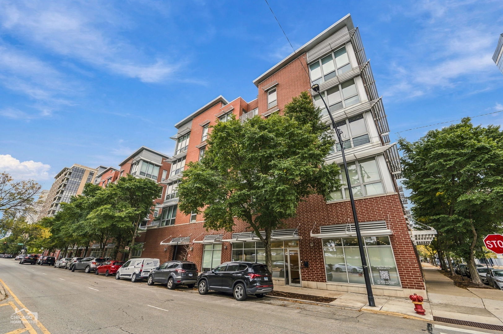 2035 S Indiana Avenue Unit: 211