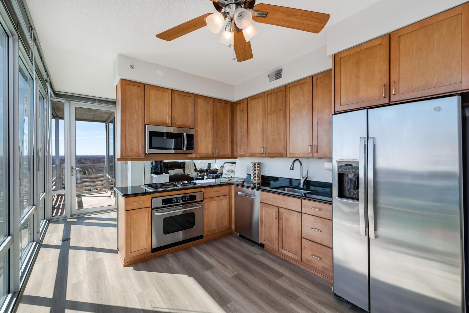 9715 Woods Drive Unit: 1801