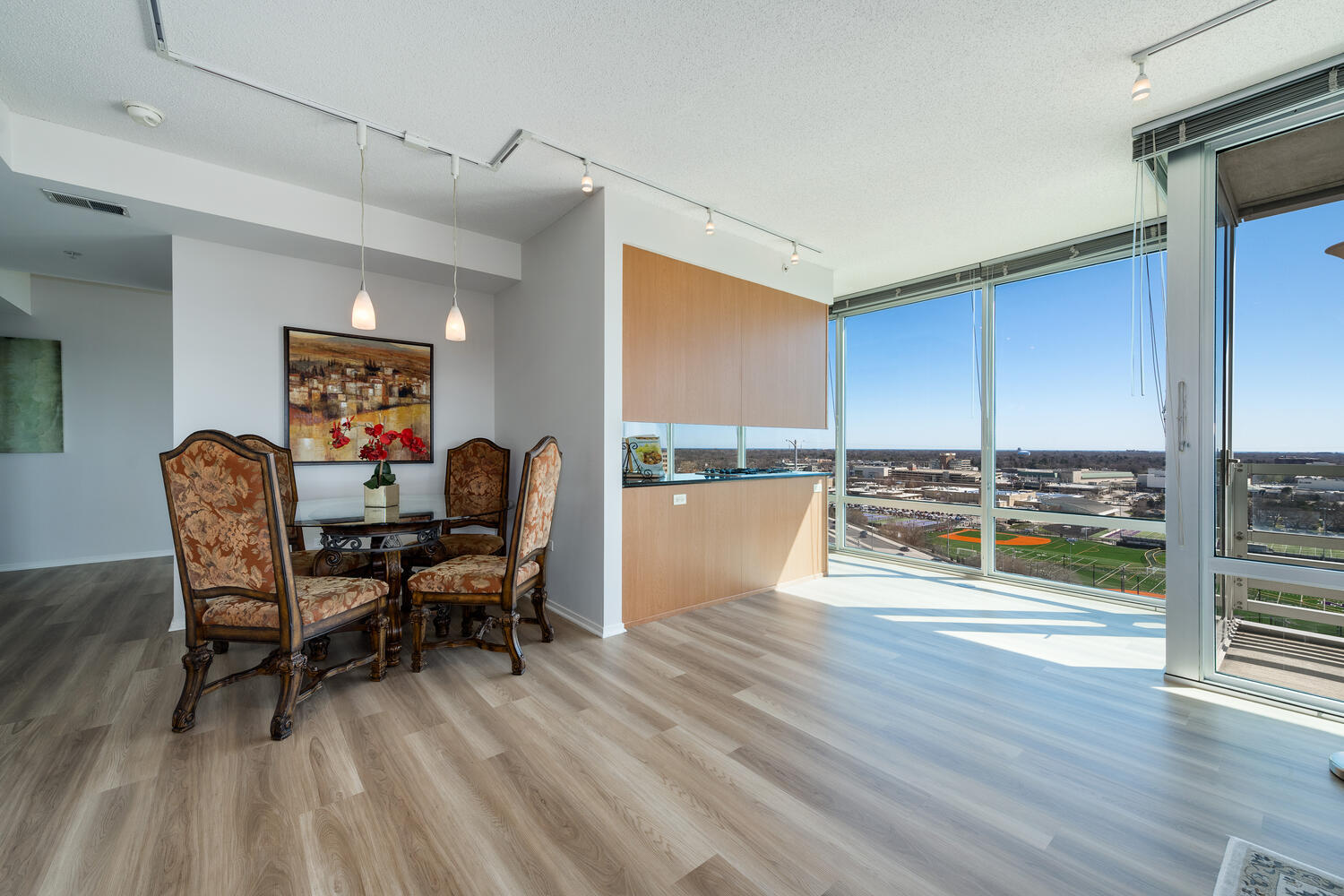 9715 Woods Drive Unit: 1801