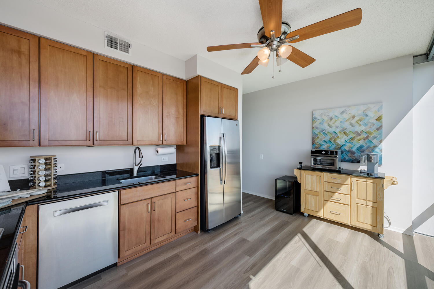 9715 Woods Drive Unit: 1801