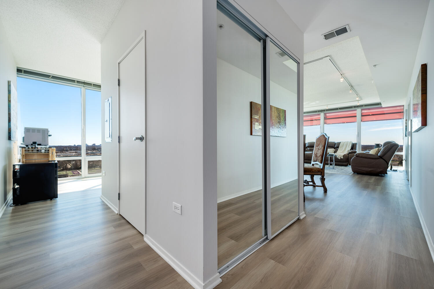 9715 Woods Drive Unit: 1801