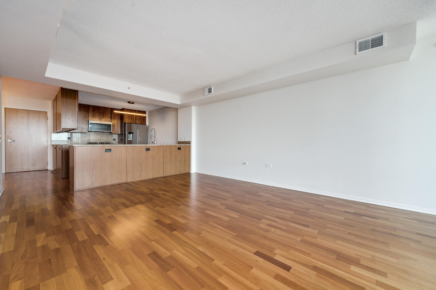 9715 WOODS Drive Unit: 1606