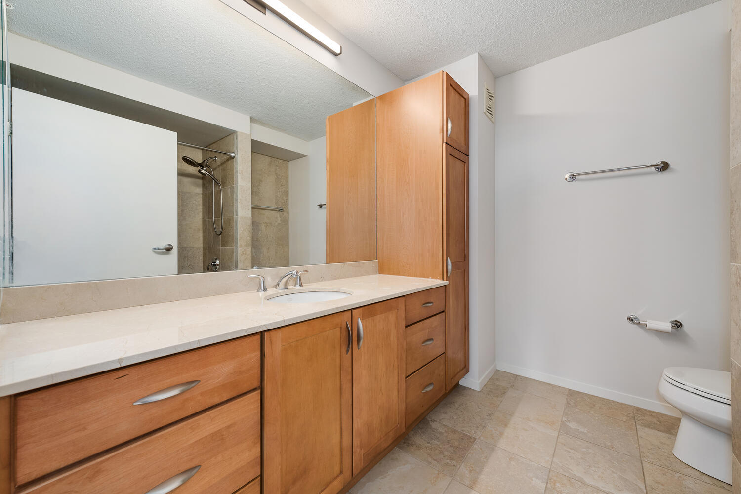 9715 WOODS Drive Unit: 1606