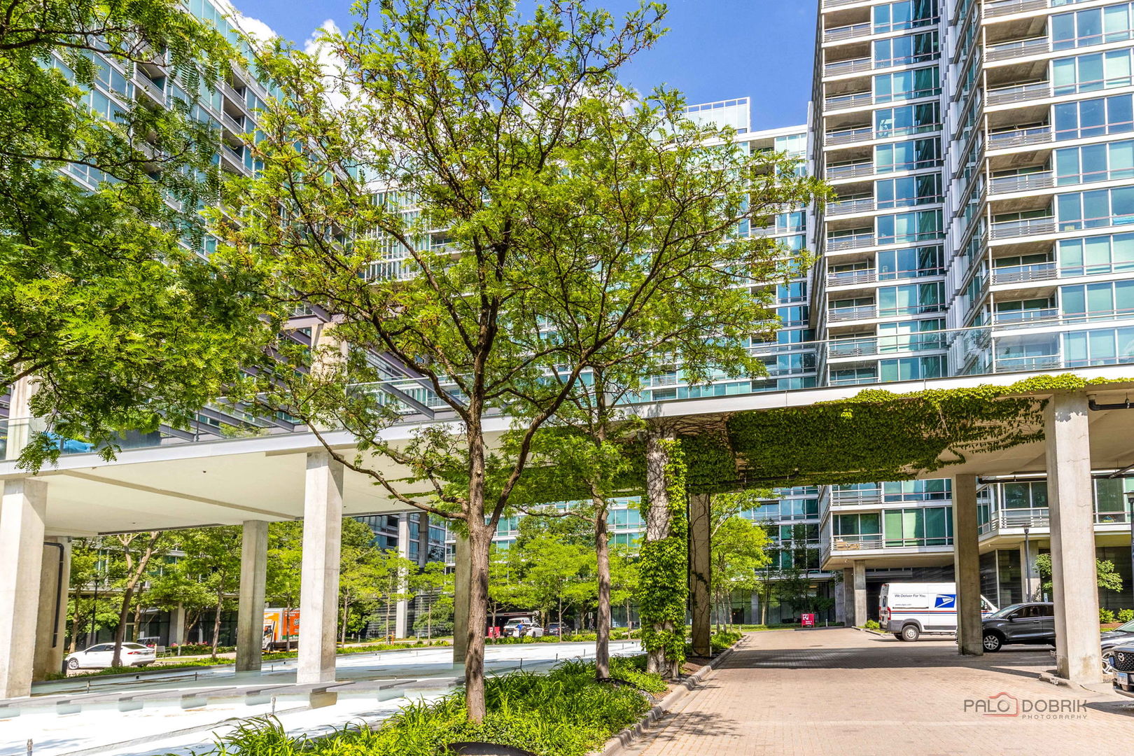 9655 WOODS Drive Unit: 1009