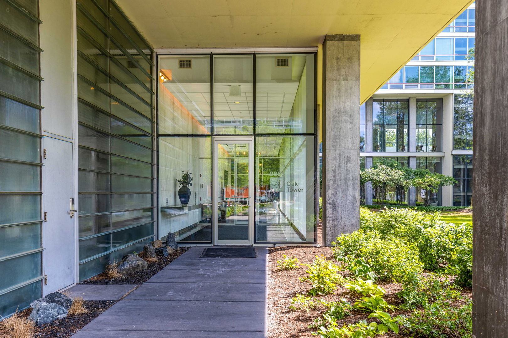 9655 WOODS Drive Unit: 1009