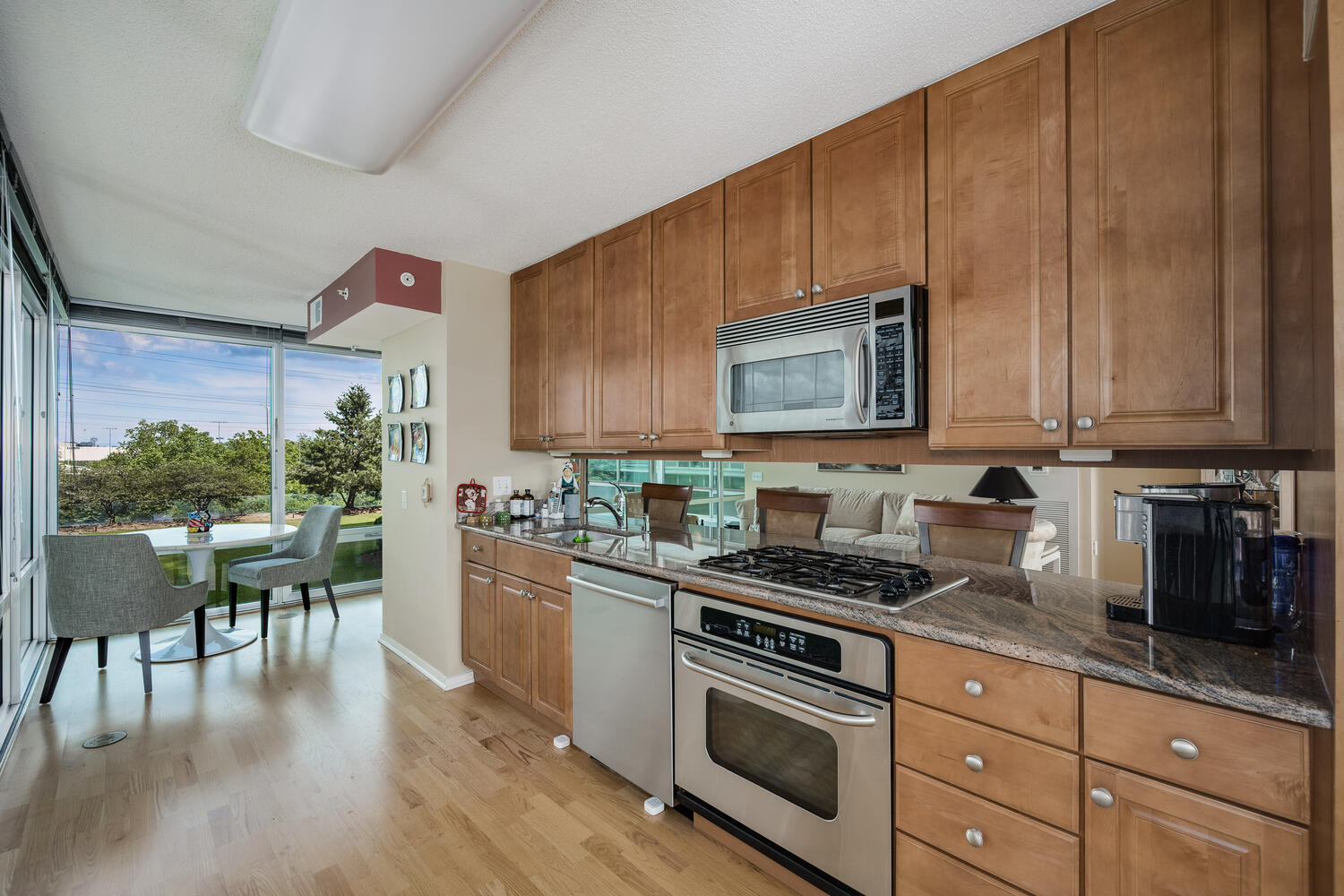 9715 Woods Drive Unit: 510