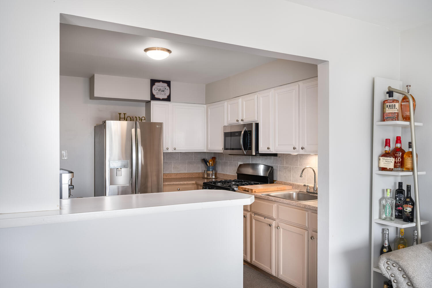 8808 N Leslie Lane Unit: 2F