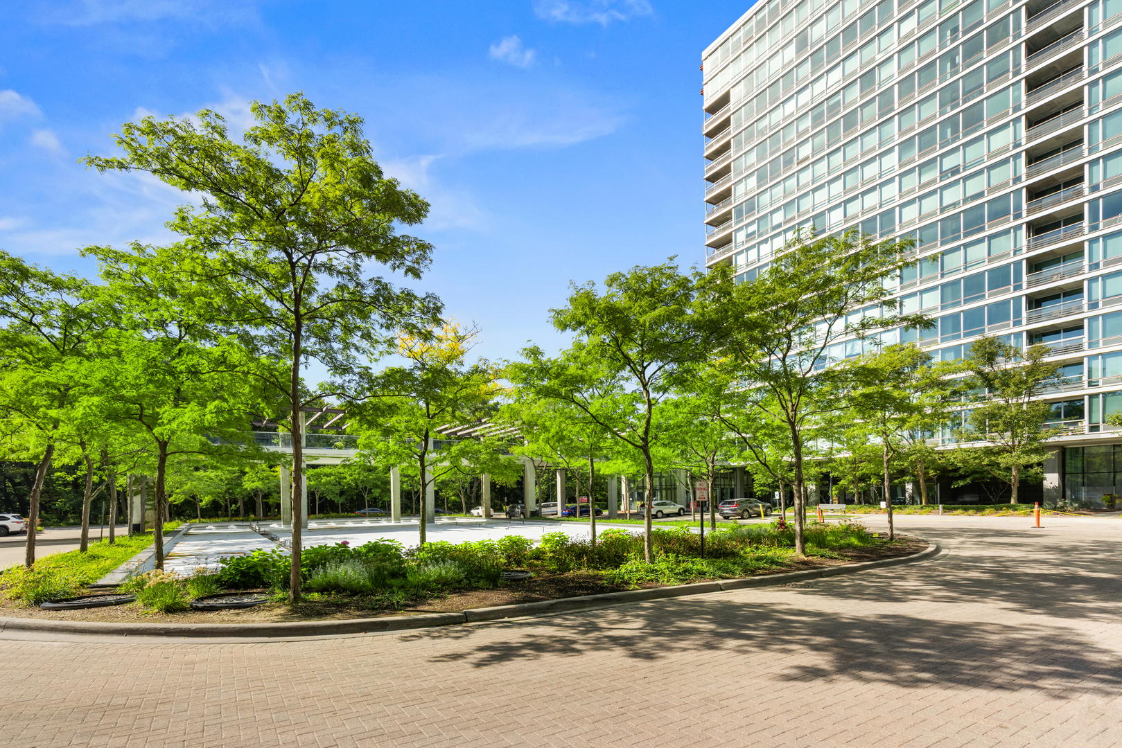 9715 Woods Drive Unit: 510