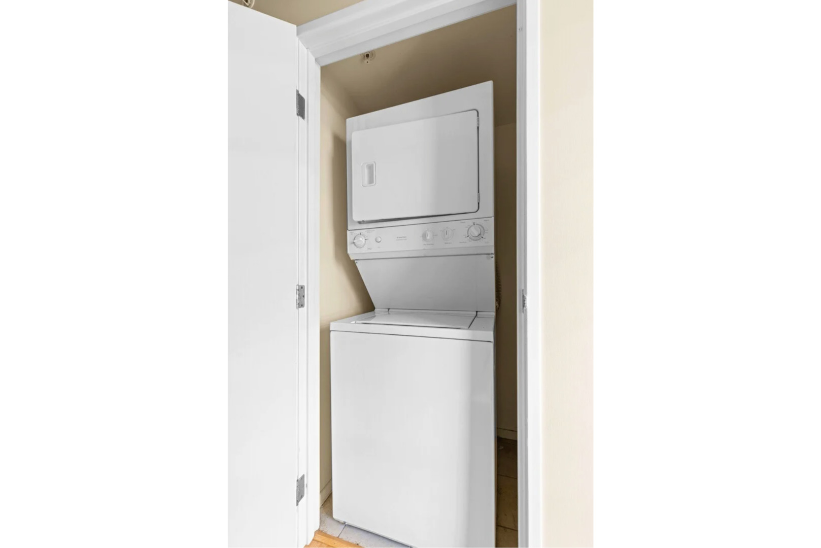 9715 Woods Drive Unit: 510