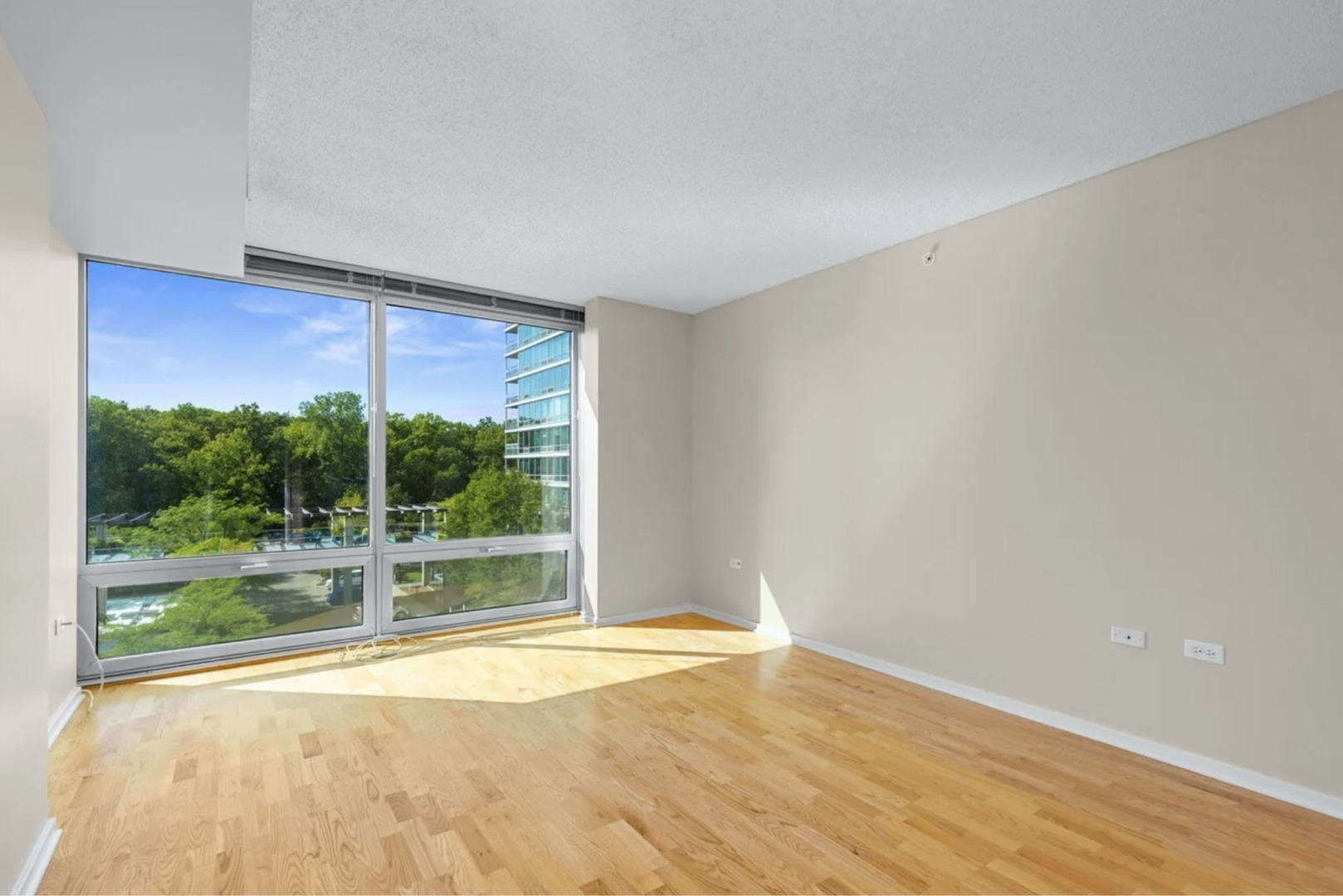 9715 Woods Drive Unit: 510