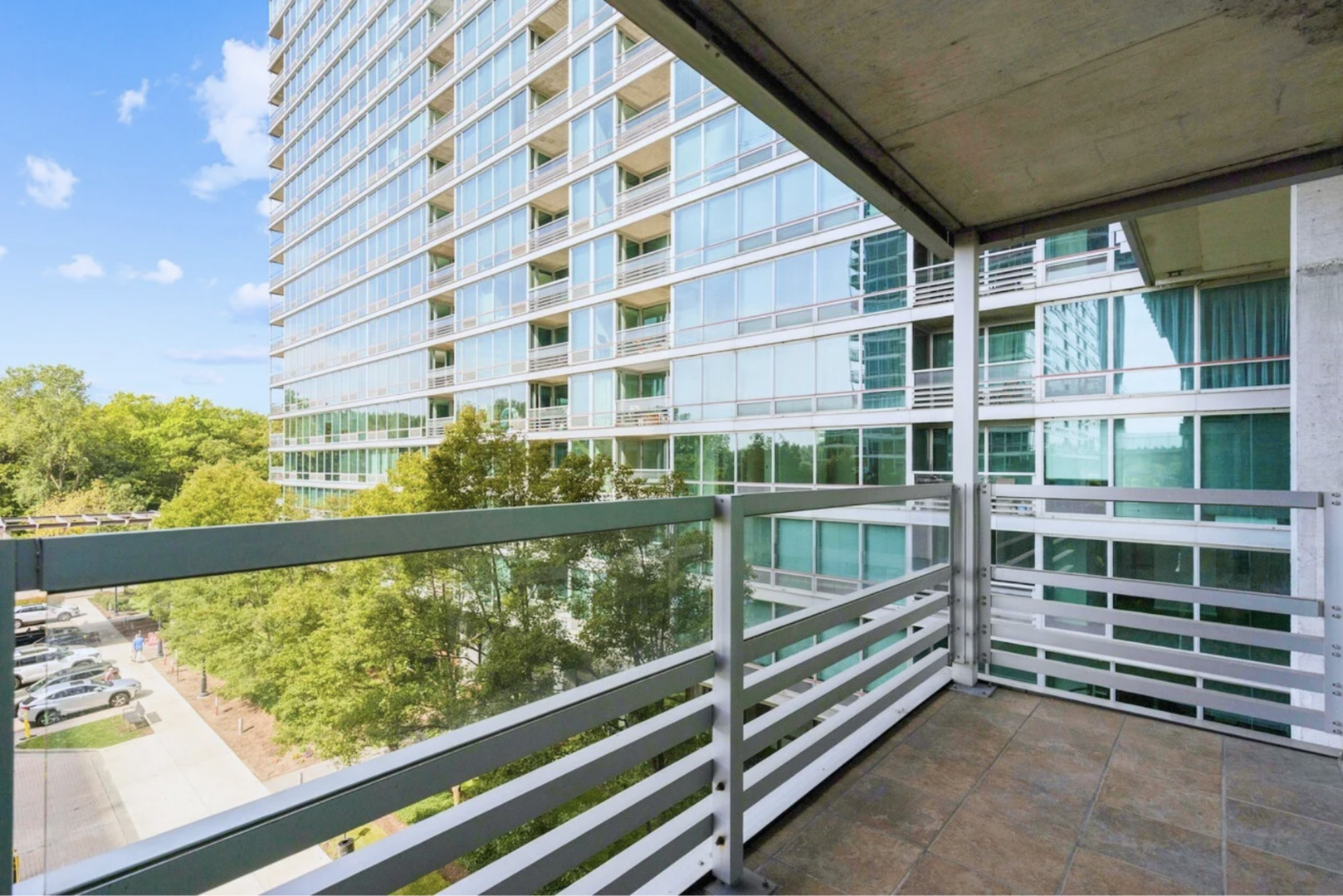 9715 Woods Drive Unit: 510