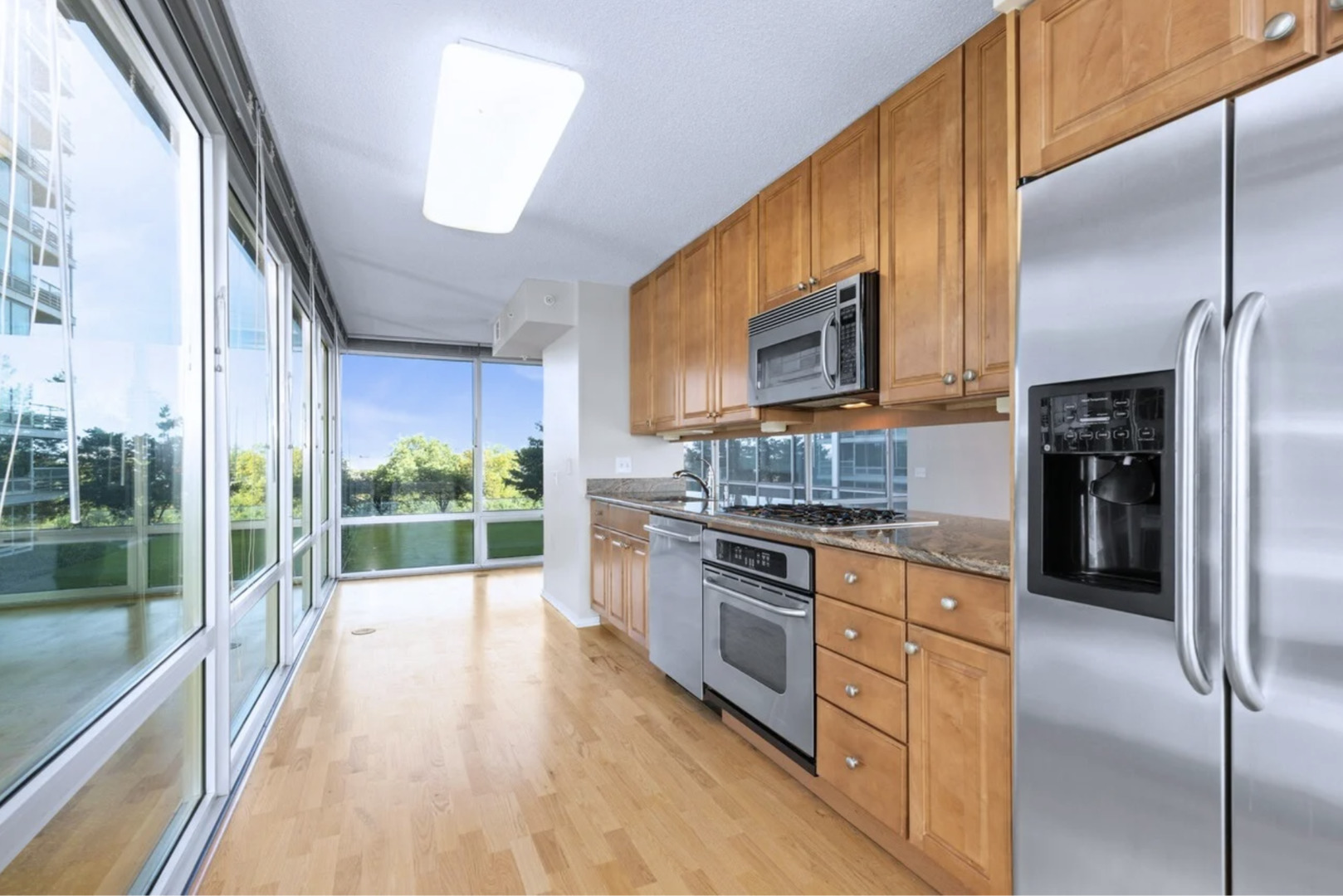 9715 Woods Drive Unit: 510