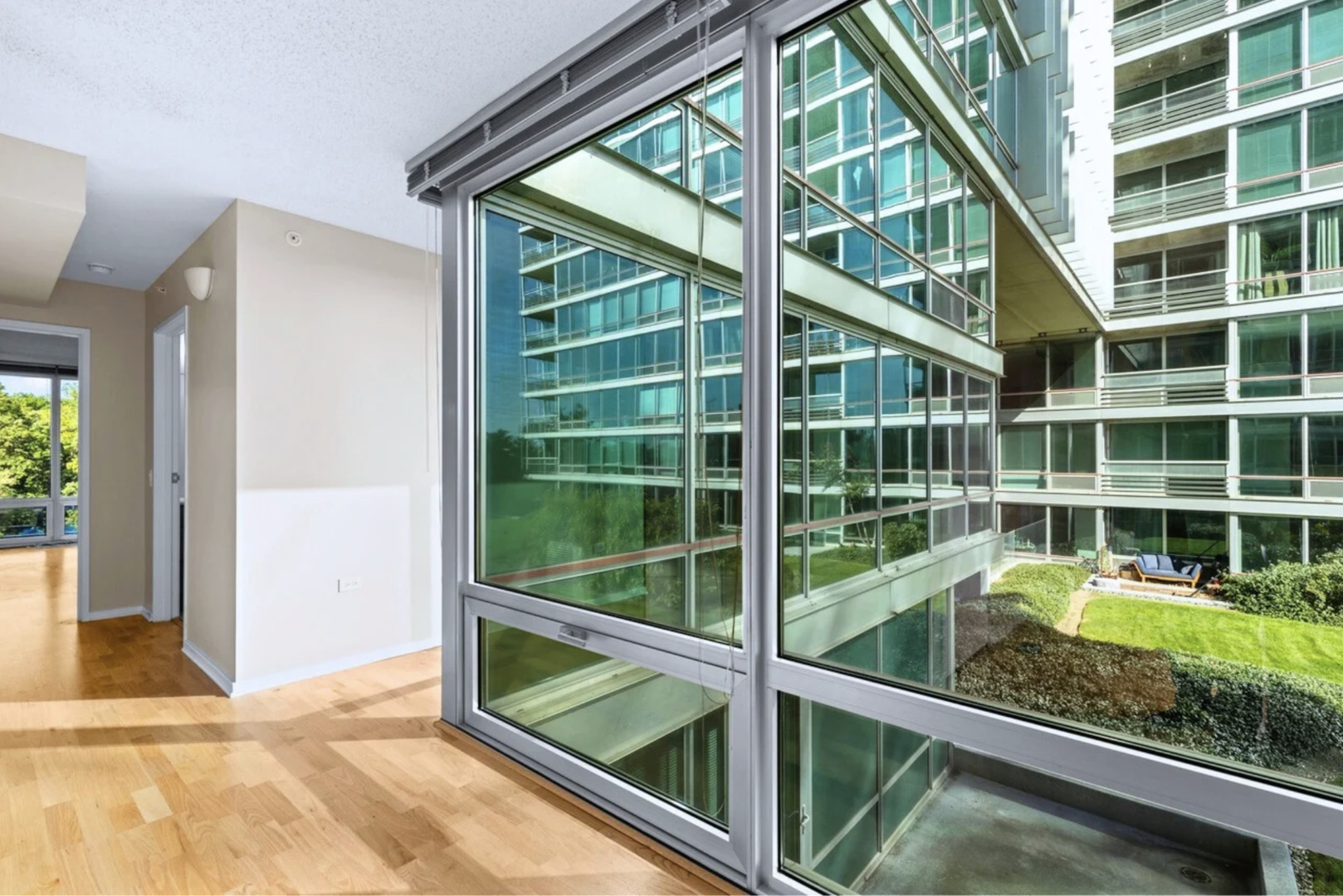 9715 Woods Drive Unit: 510