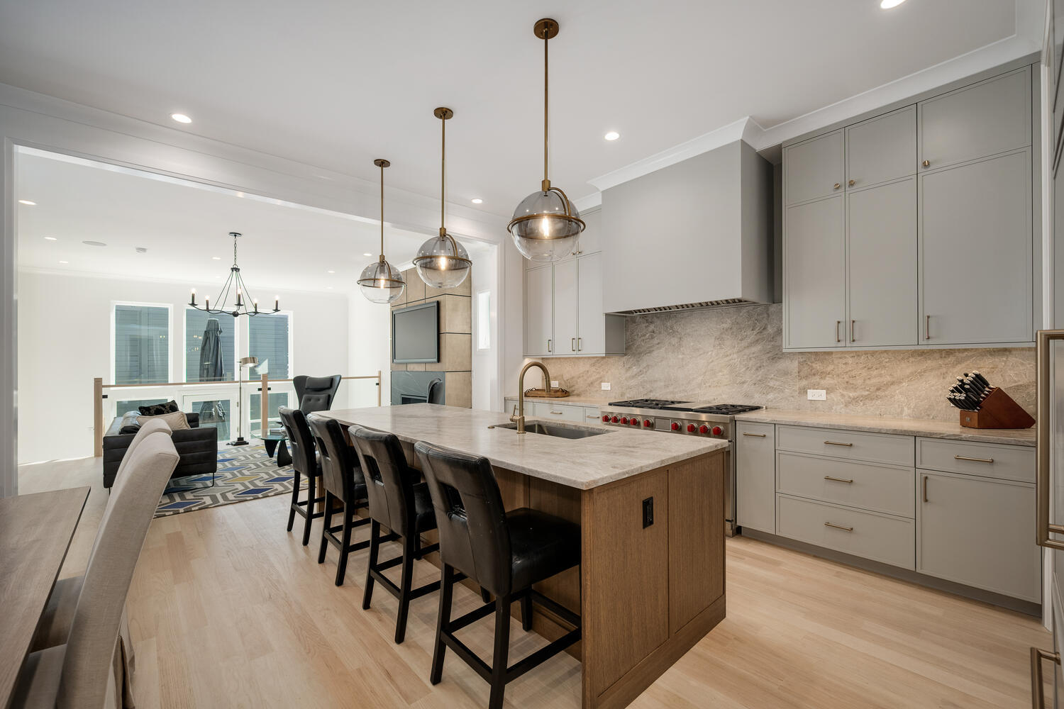 2205 W Huron Street