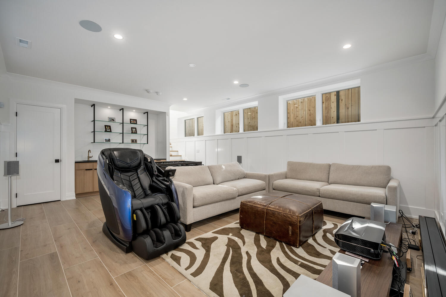 2205 W Huron Street