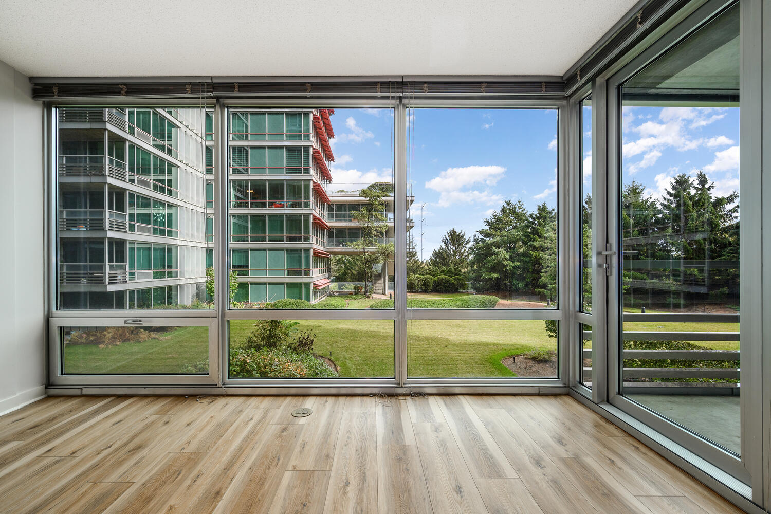 9655 Woods Drive Unit: 507