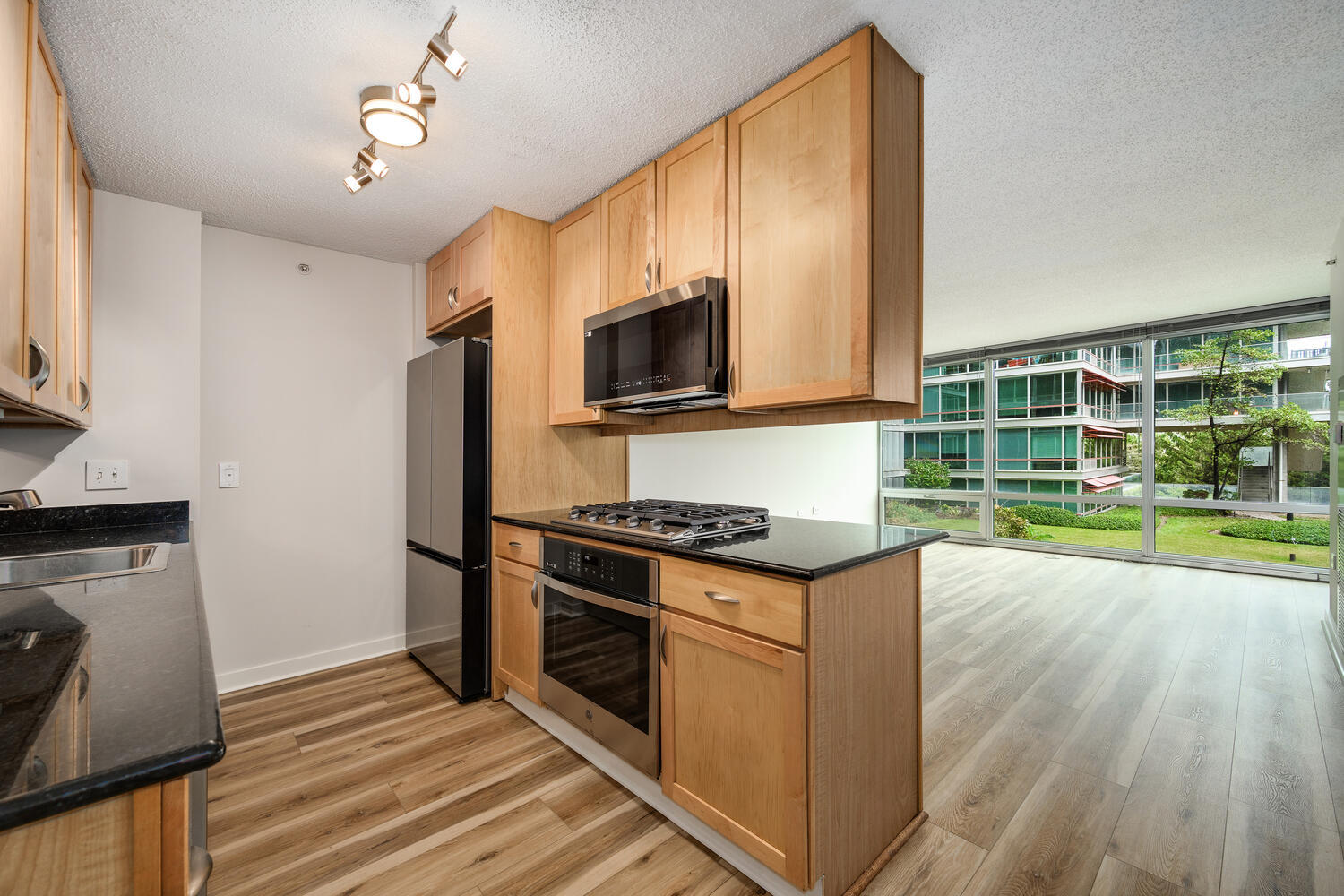 9655 Woods Drive Unit: 507
