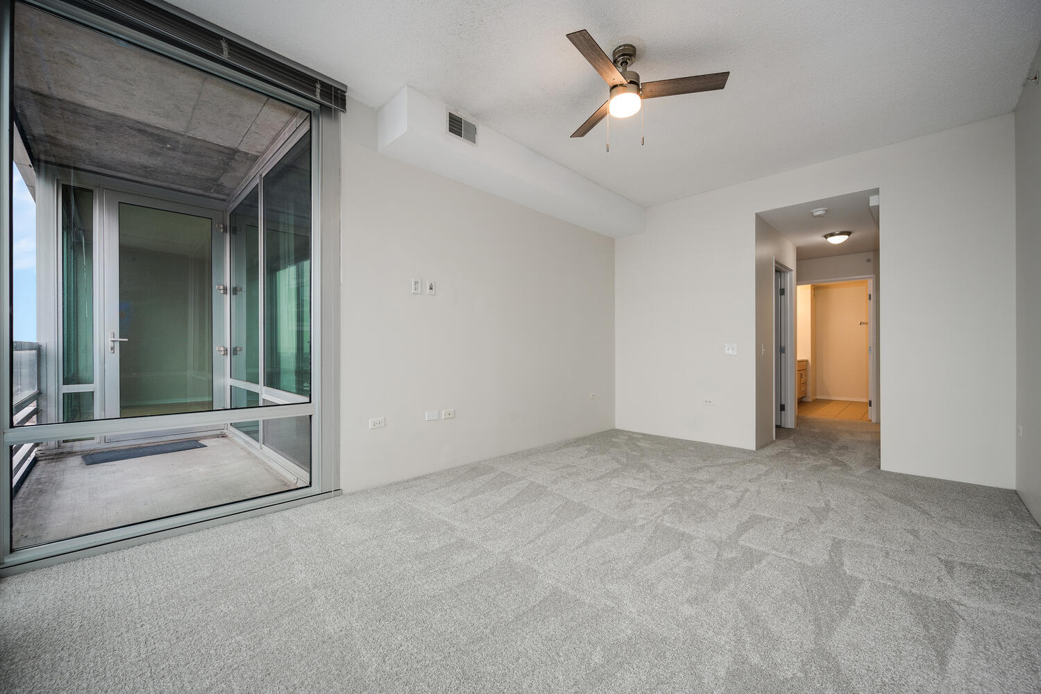 9655 Woods Drive Unit: 1809