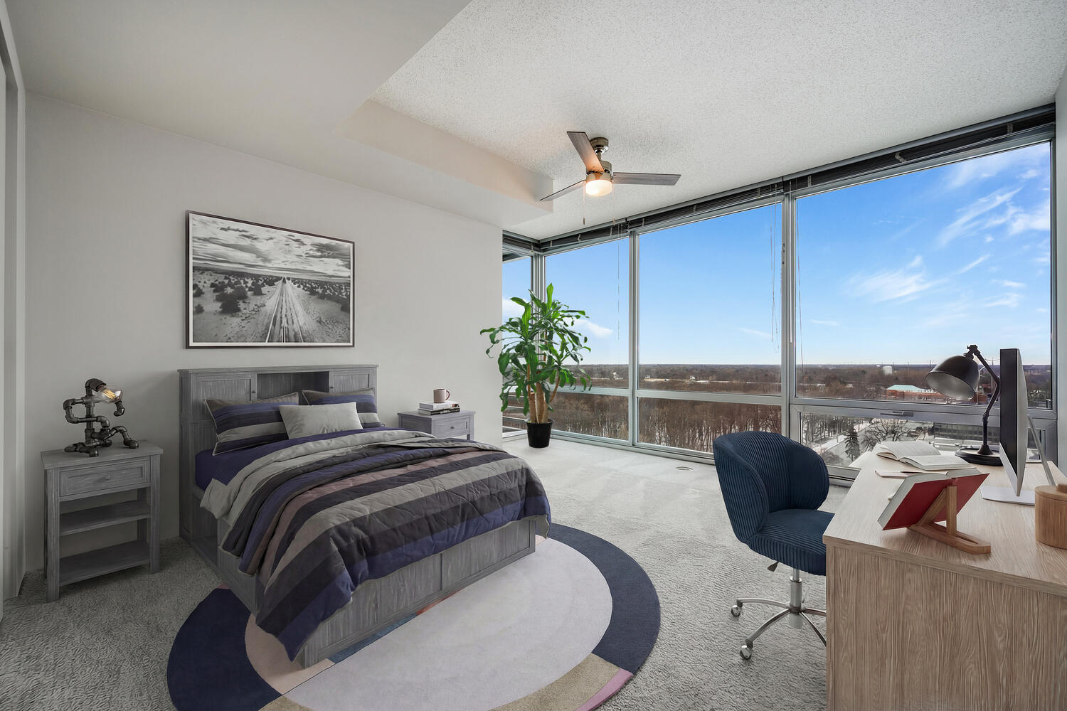 9725 Woods Drive Unit: 1502