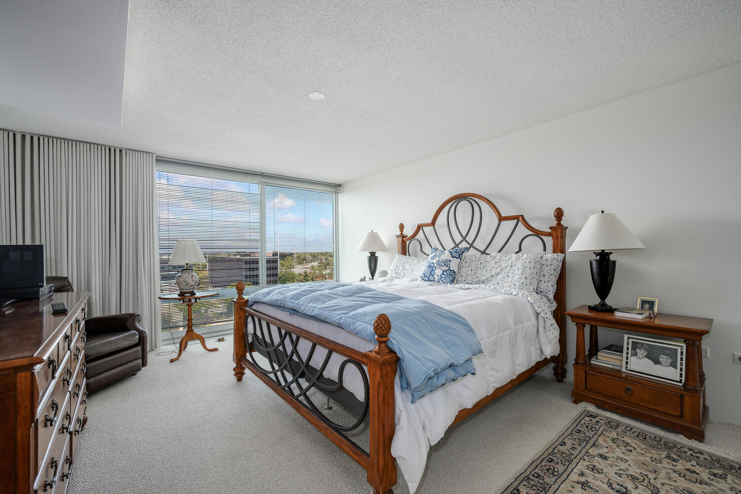 9725 Woods Drive Unit: 1002