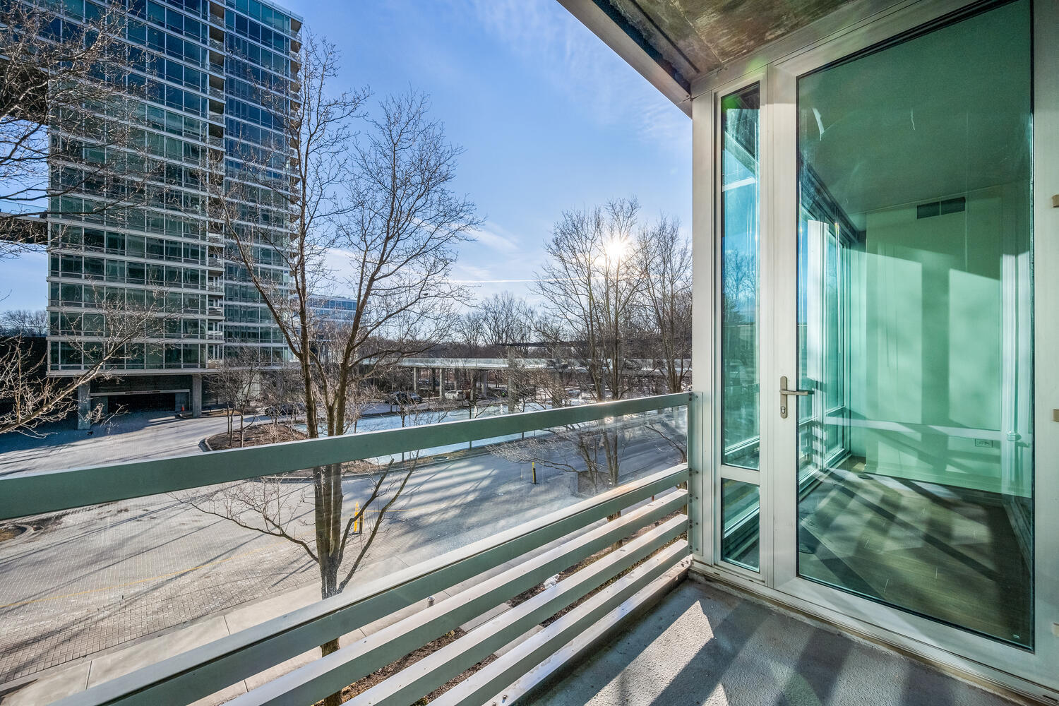 9725 Woods Drive Unit: 305