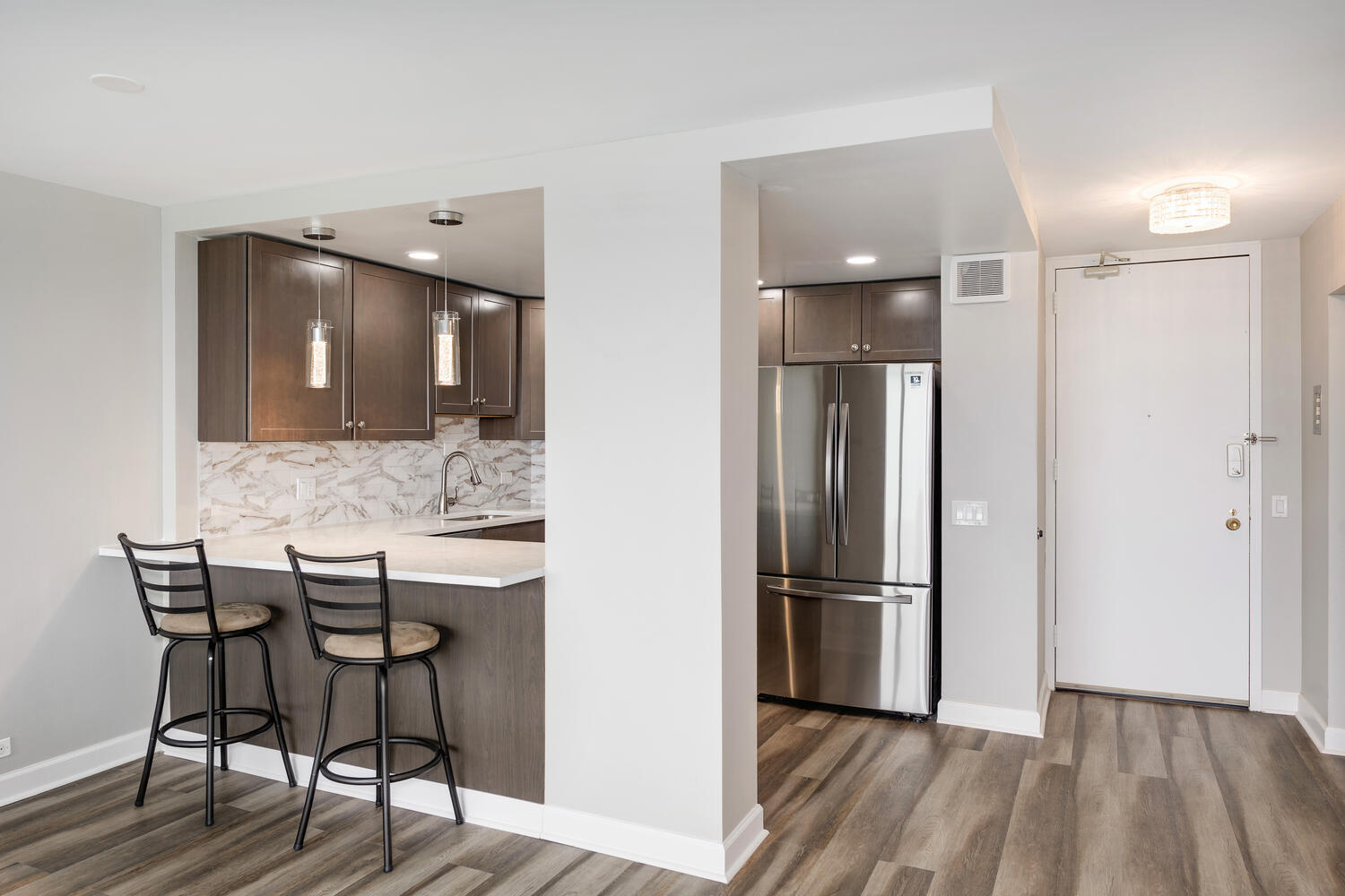 5445 N Sheridan Road Unit: 2708