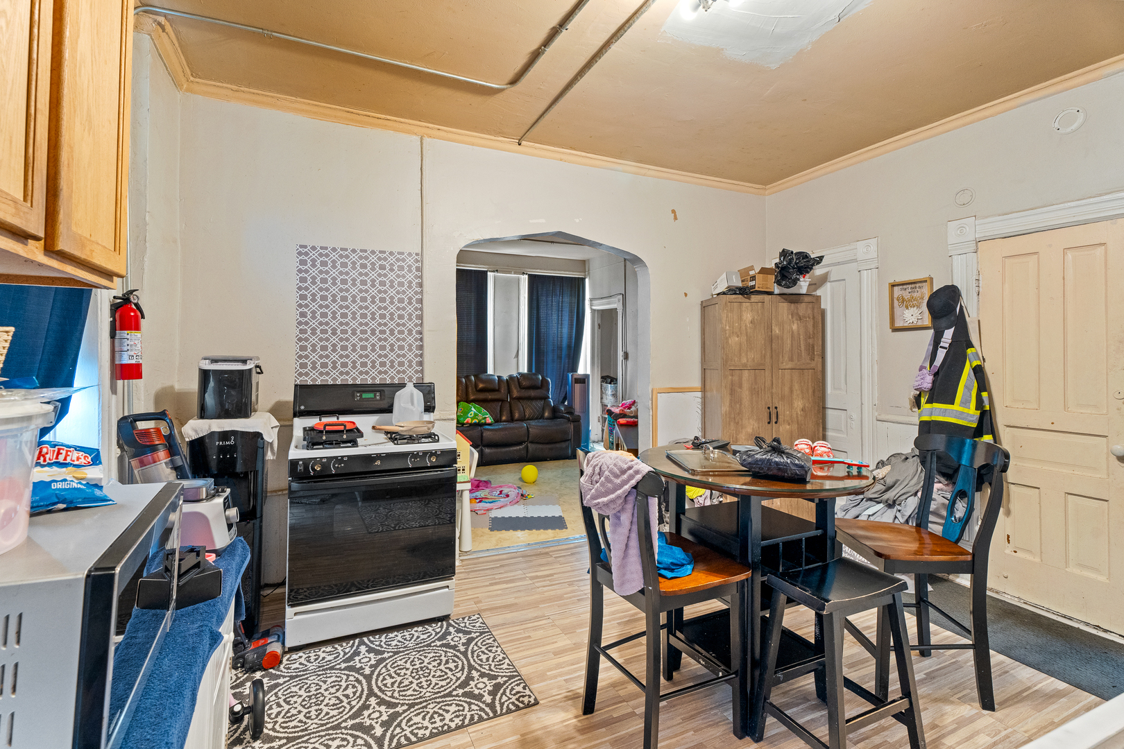 1314 W 18th Place