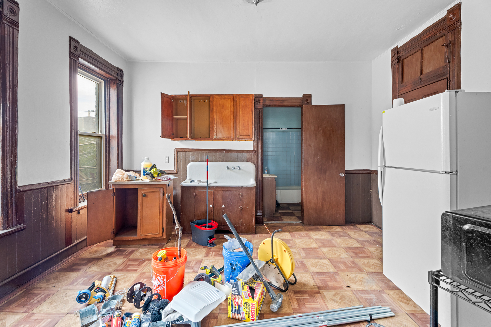 1314 W 18th Place