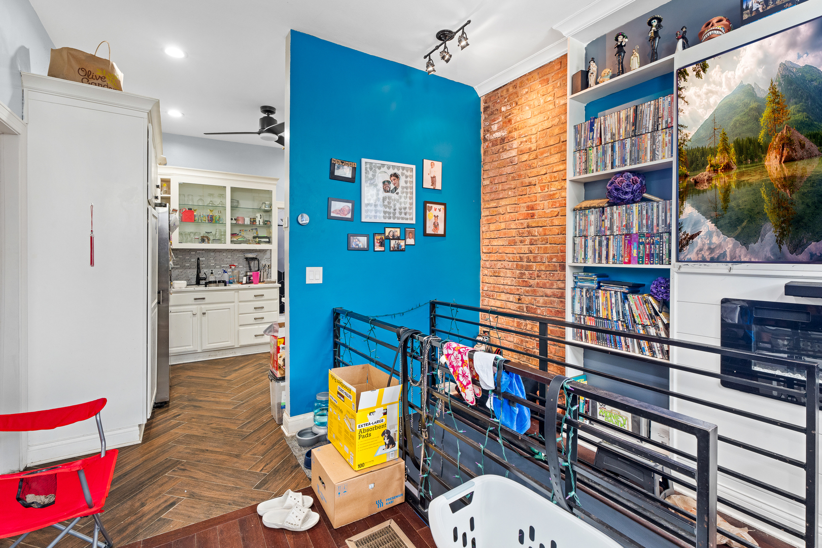 1314 W 18th Place
