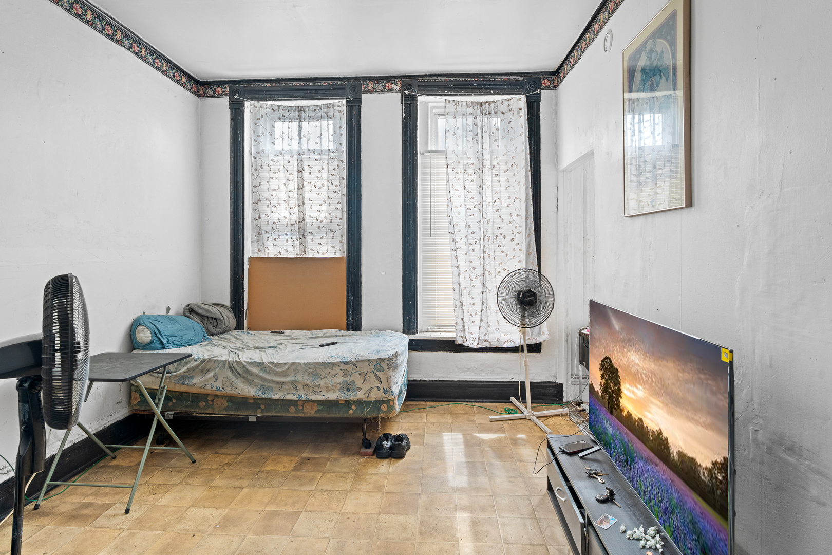 1314 W 18th Place