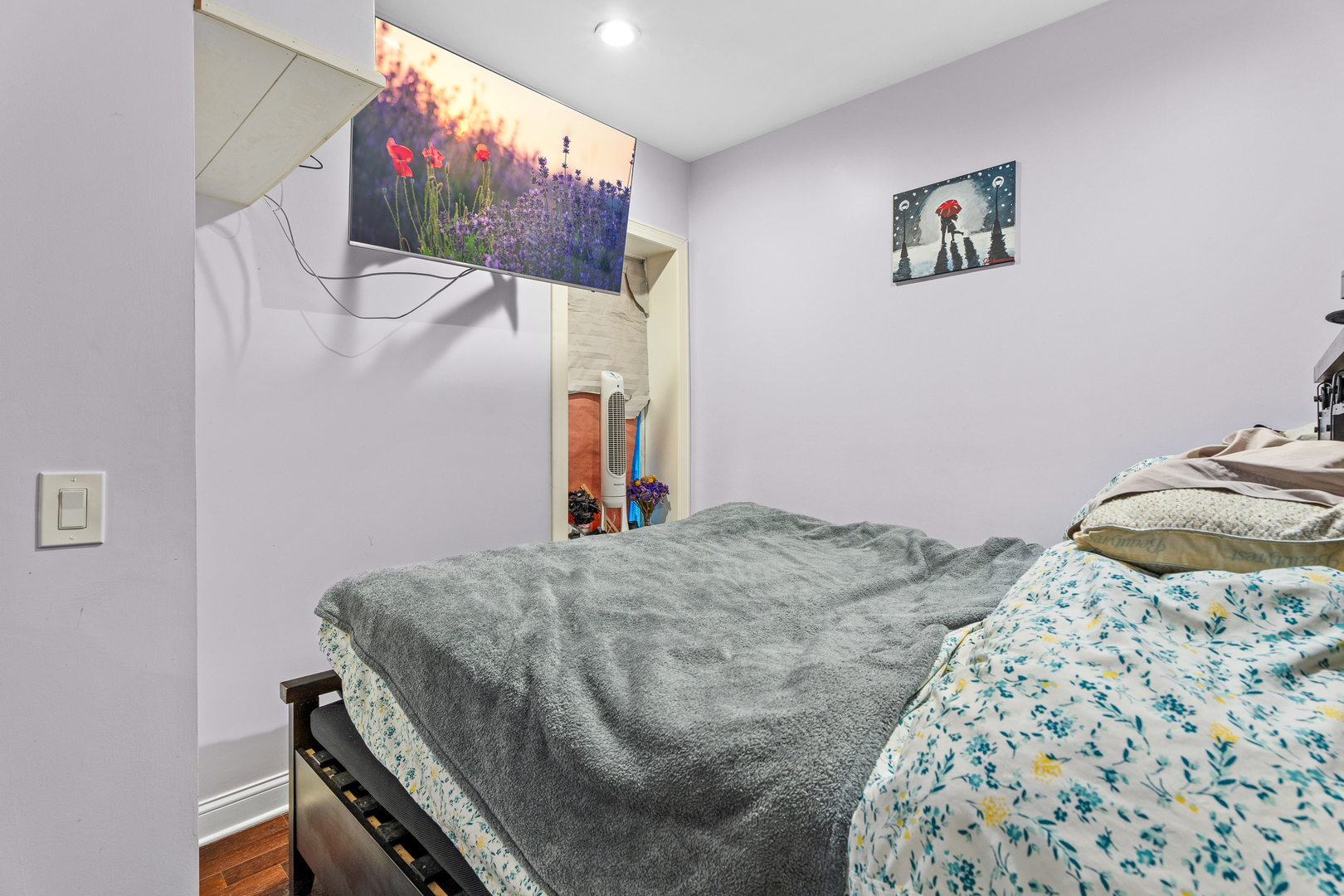 1314 W 18th Place
