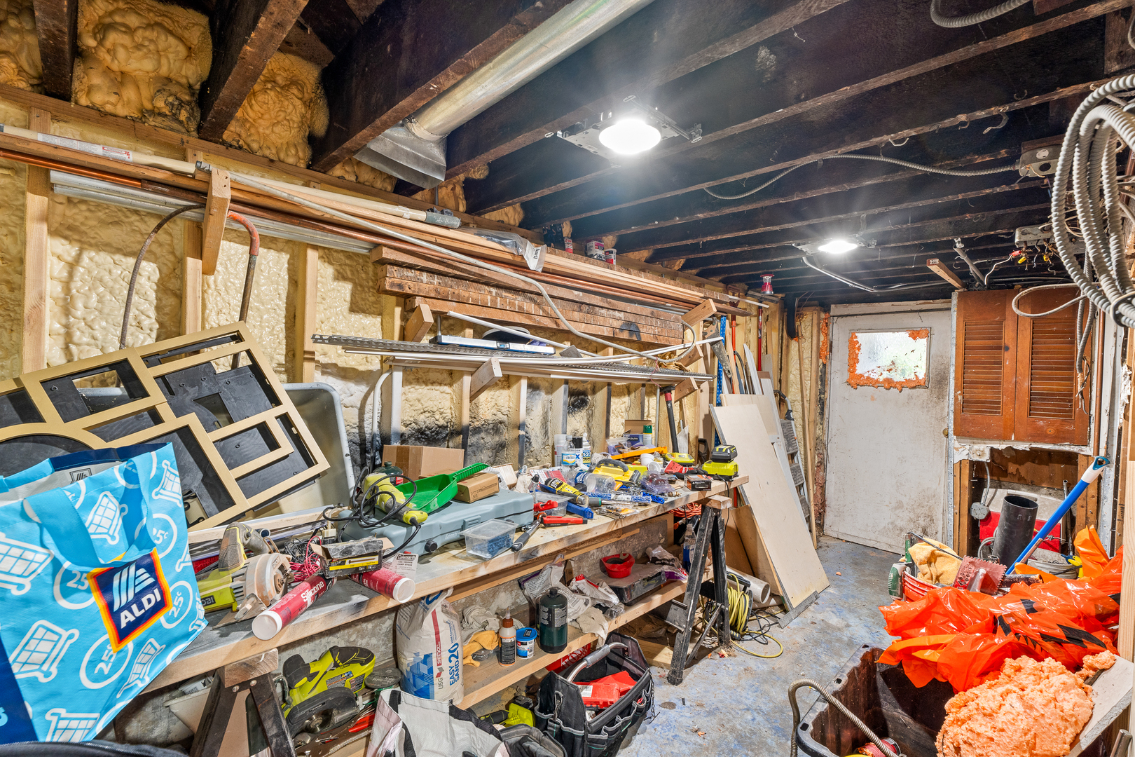 1314 W 18th Place