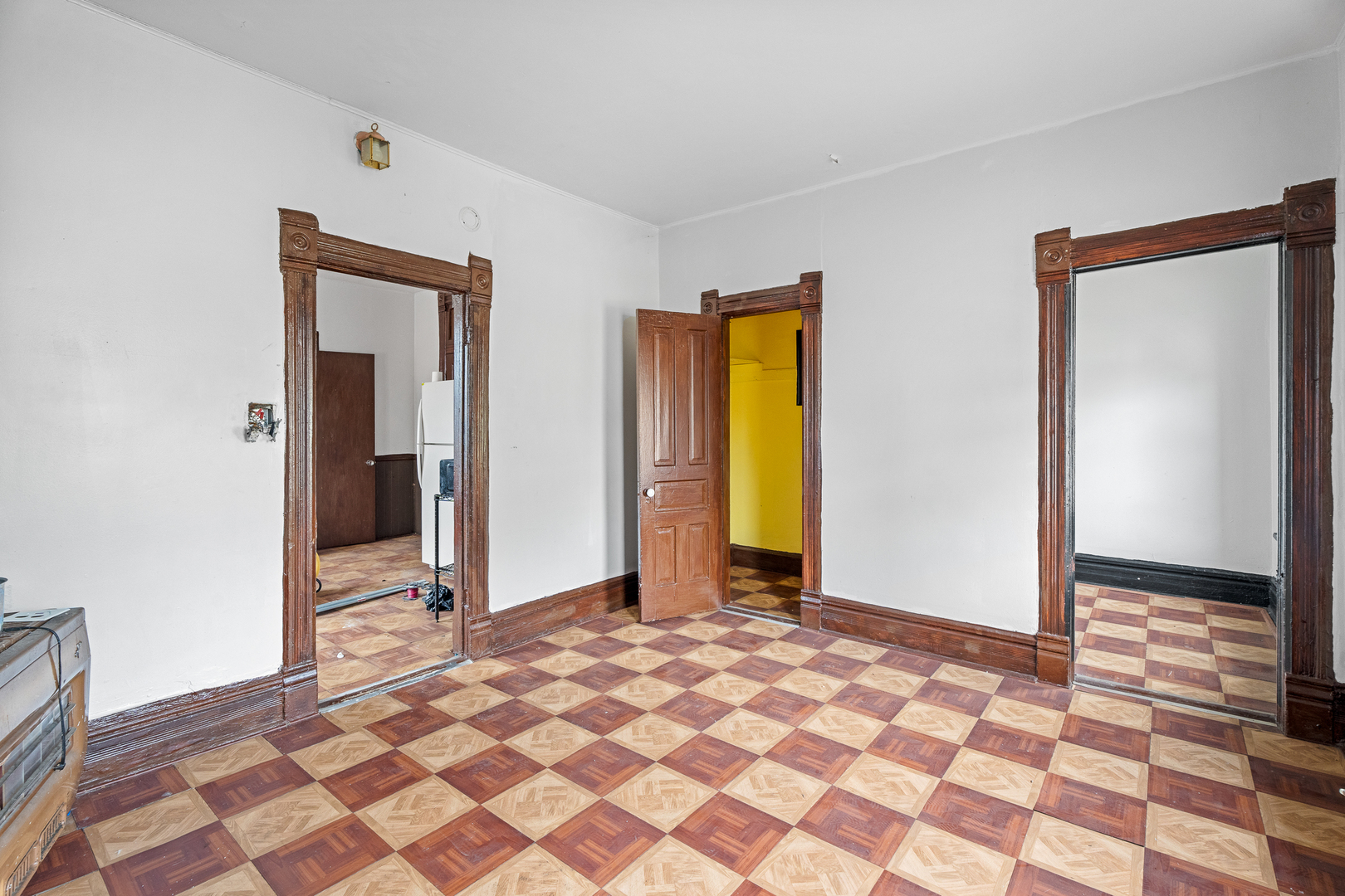 1314 W 18th Place