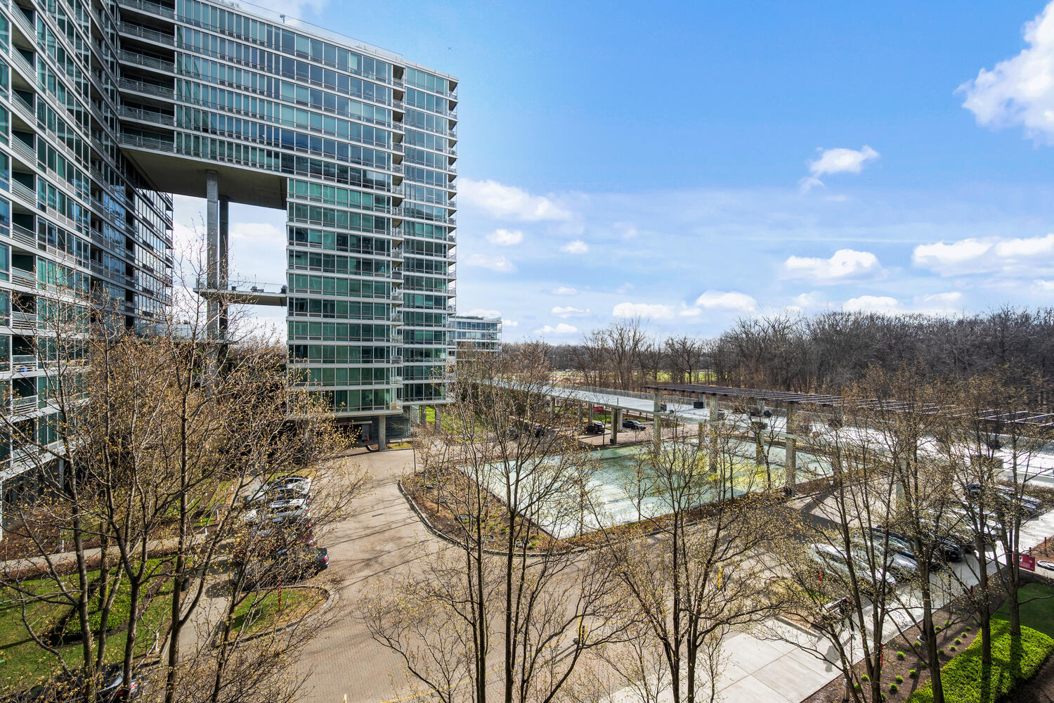 9725 Woods Drive Unit: 507