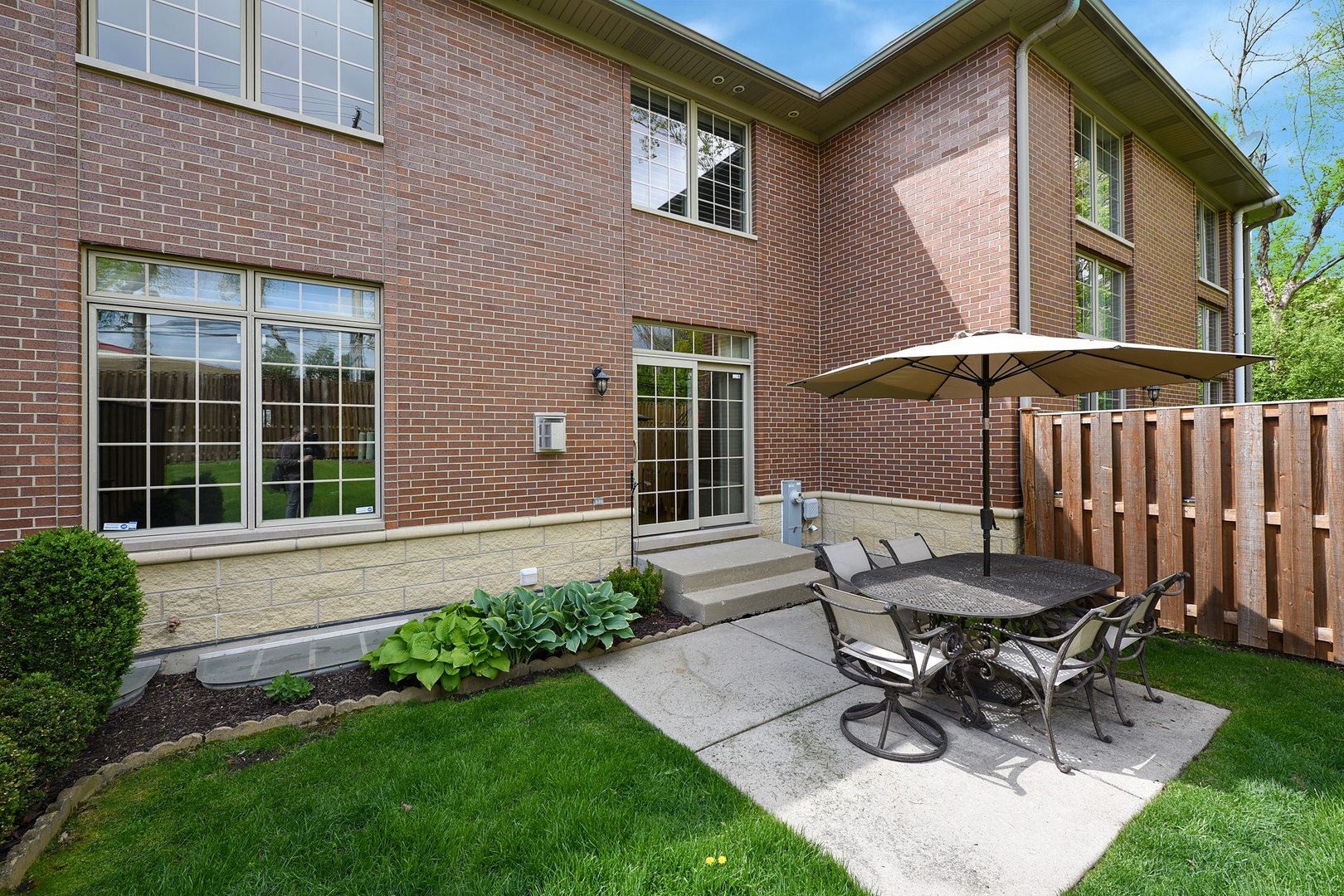 843 N Franklin Avenue
