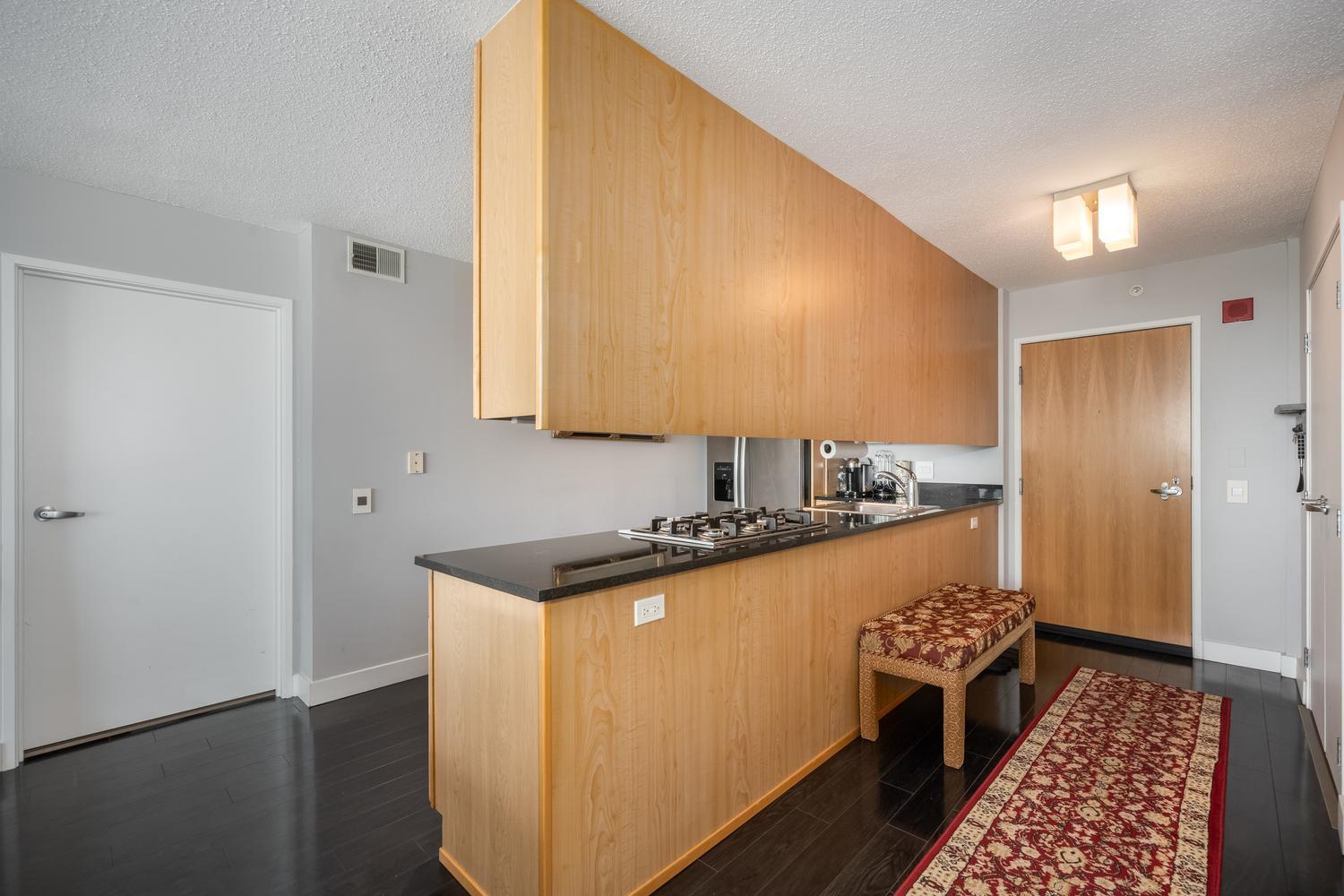 9715 Woods Drive Unit: 1403