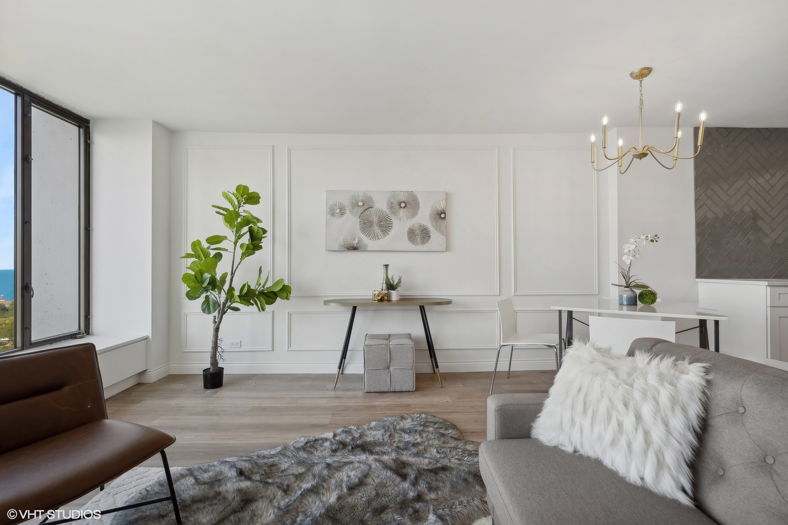 5455 N Sheridan Road Unit: 1711