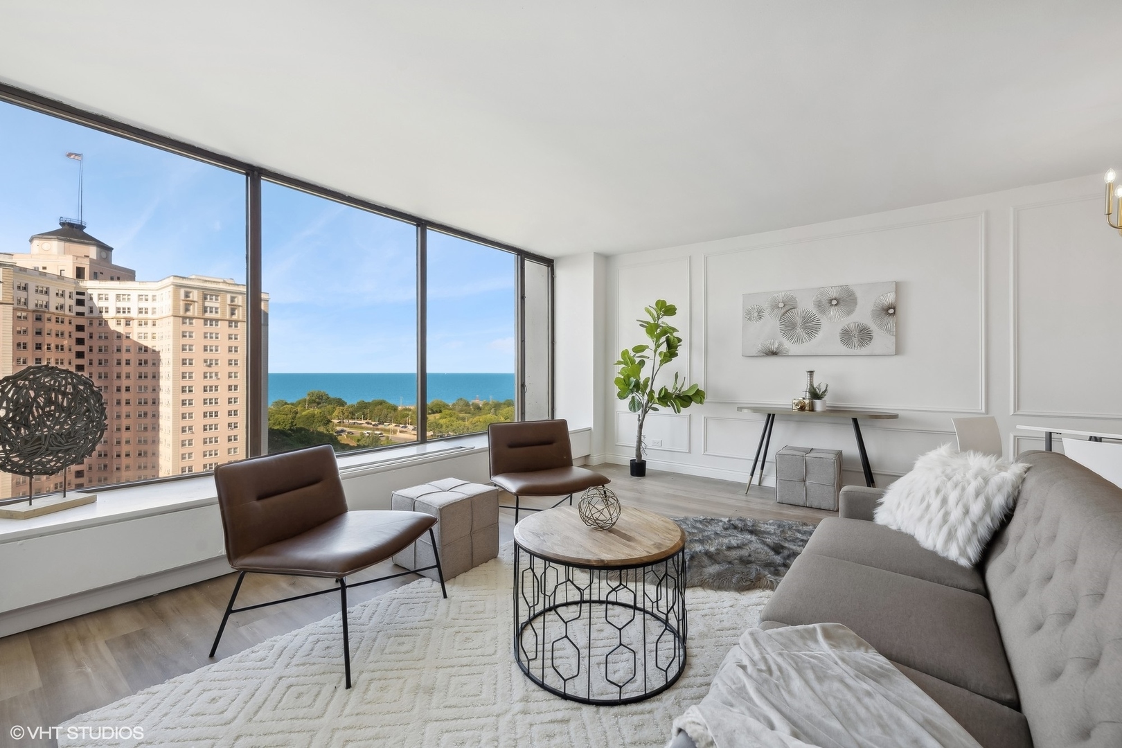 5455 N Sheridan Road Unit: 1711