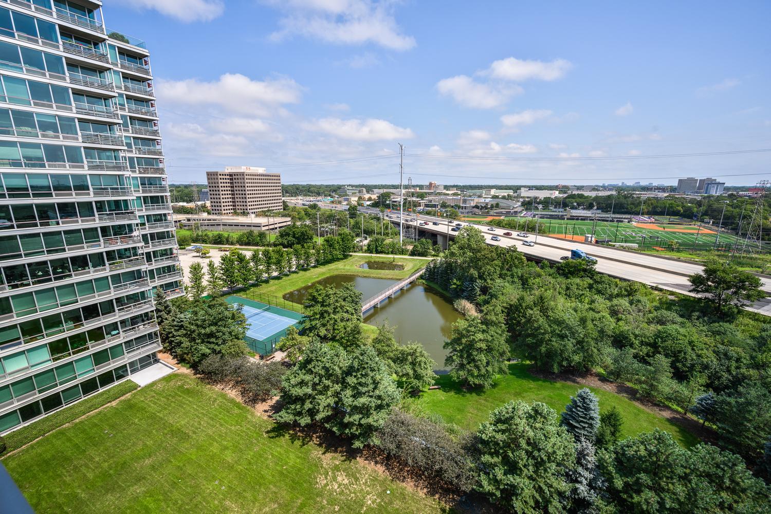 9715 Woods Drive Unit: 1209
