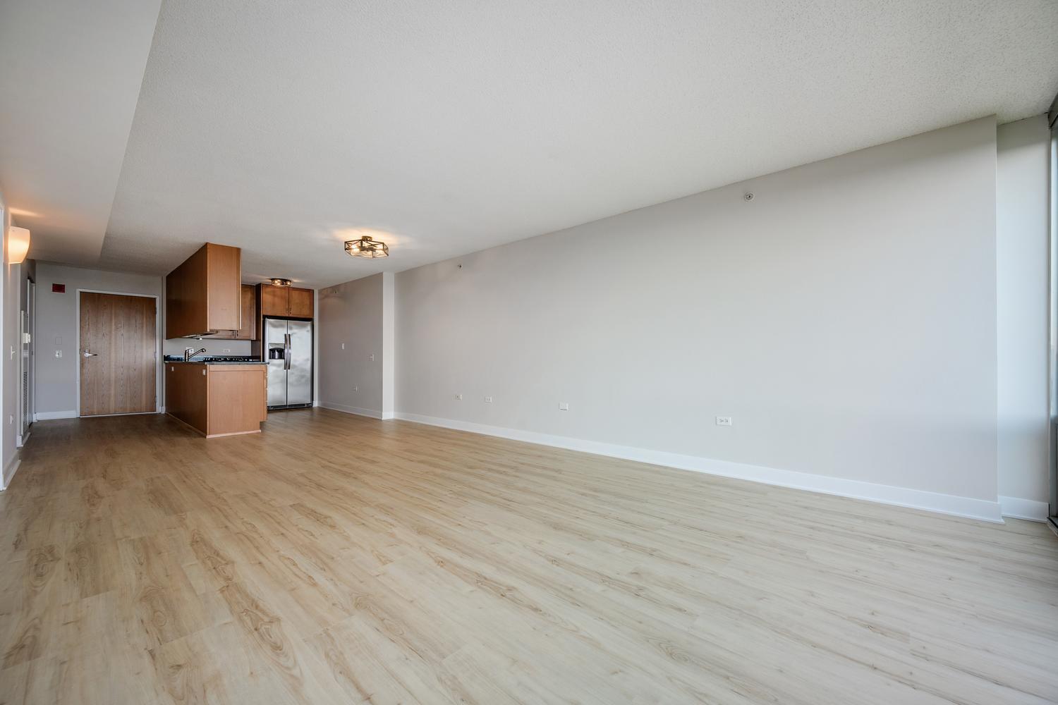 9715 Woods Drive Unit: 1209