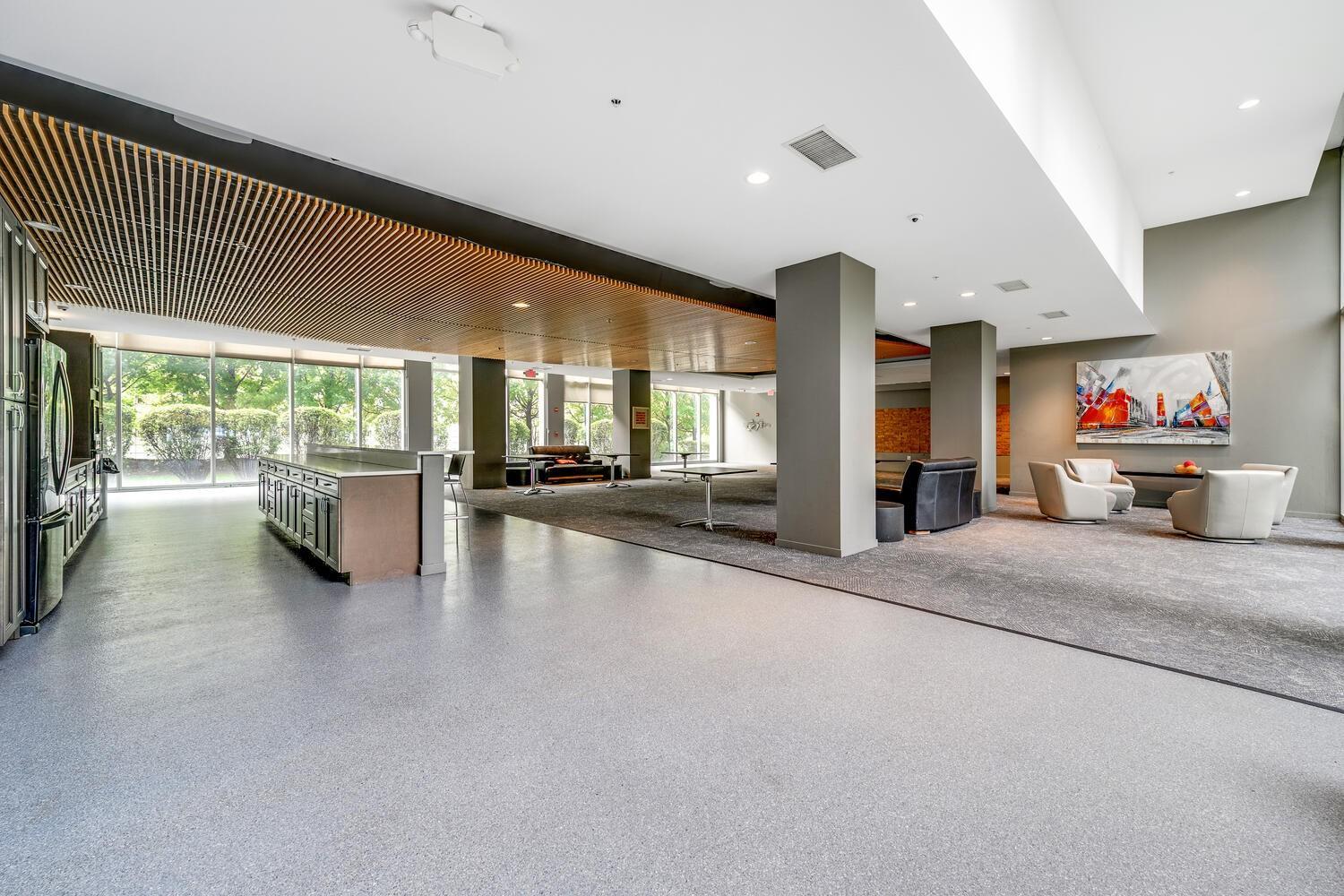 9715 Woods Drive Unit: 1209