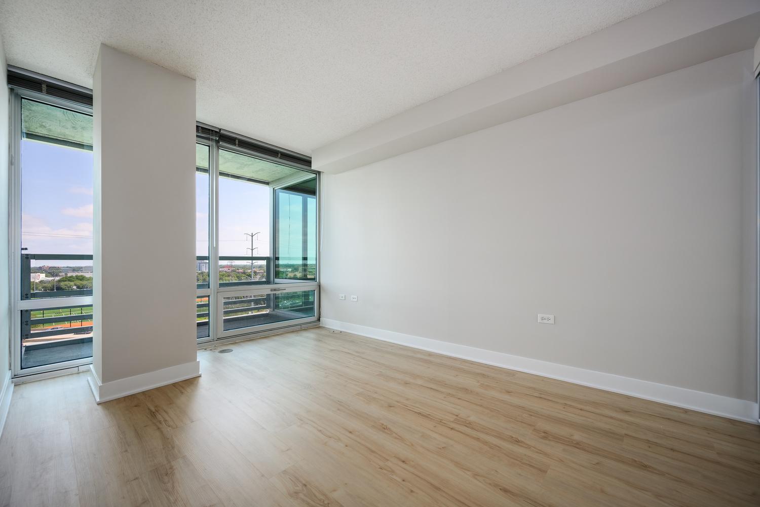 9715 Woods Drive Unit: 1209