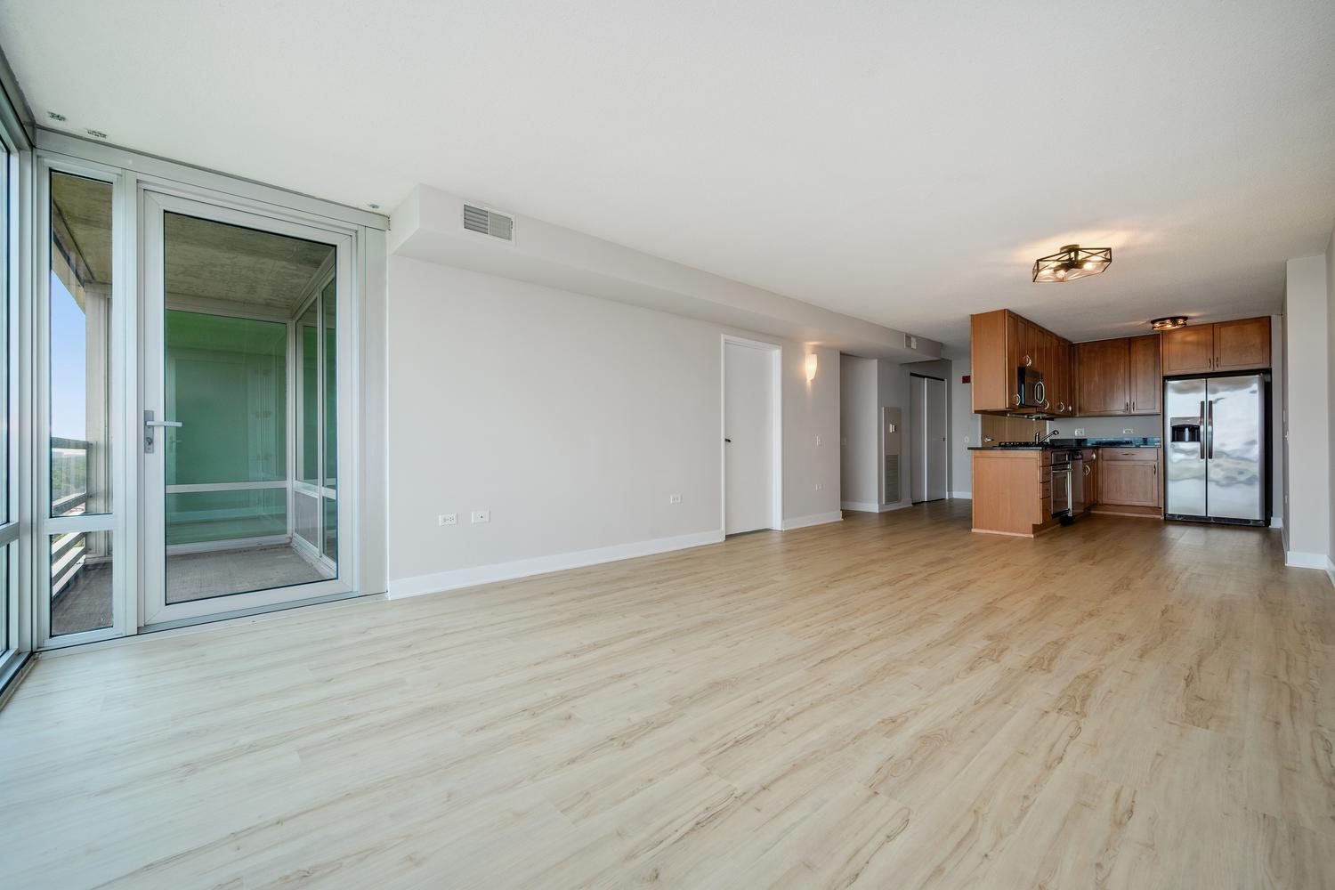 9715 Woods Drive Unit: 1209