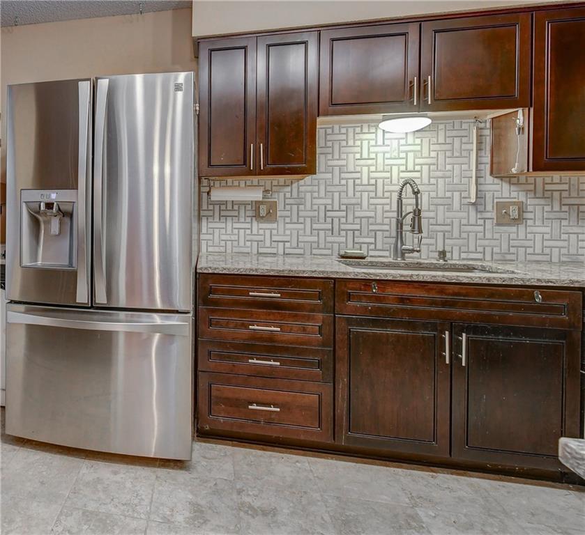 29 W Bannister Road
