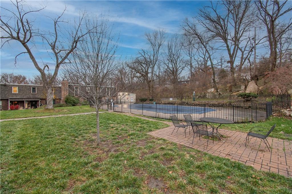 29 W Bannister Road