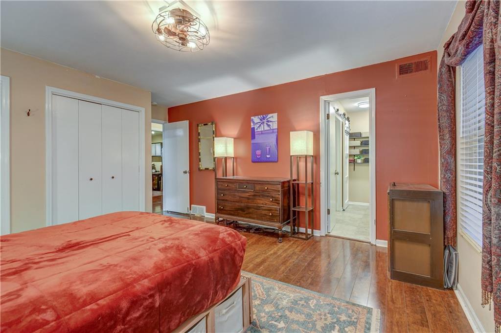 29 W Bannister Road